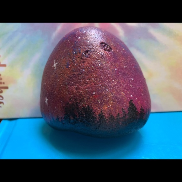 Galaxy rock painting - Picture 2 of 3